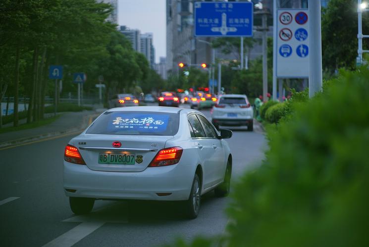 广东深圳网约出租车媒体led屏